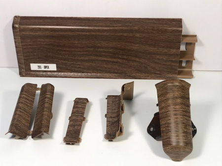 Плинтус Deconika 70 291 угол наружный орех