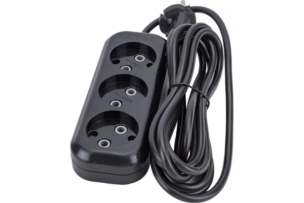 Удлинитель  3м 3 гн б/з 10А 250В черный Lux